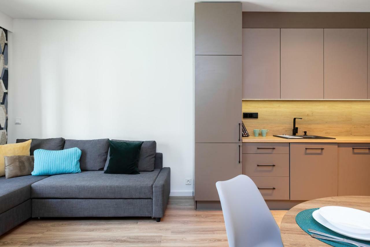 Fort Wola Apartments Warsaw By Noclegi Renters Phòng bức ảnh
